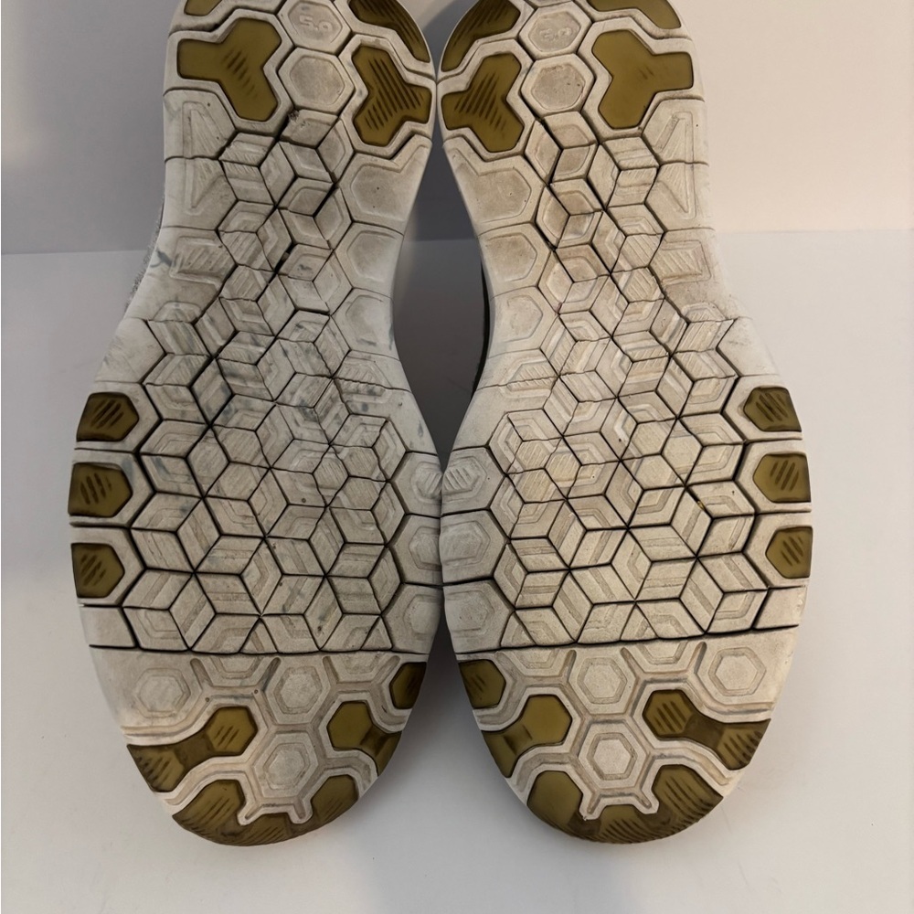 Nike Free TR Flyknit size 6.5 - Picture 8 of 9